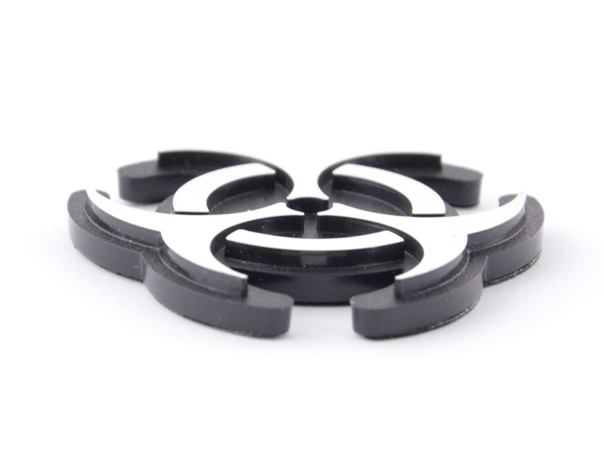 Aufkleber Chrom 3D Car Logo Motiv Radioactiv 52x52 mm chrom Aufkleber Chrom 3D Car Logo Motiv Radioactiv 52x52 mm chrom